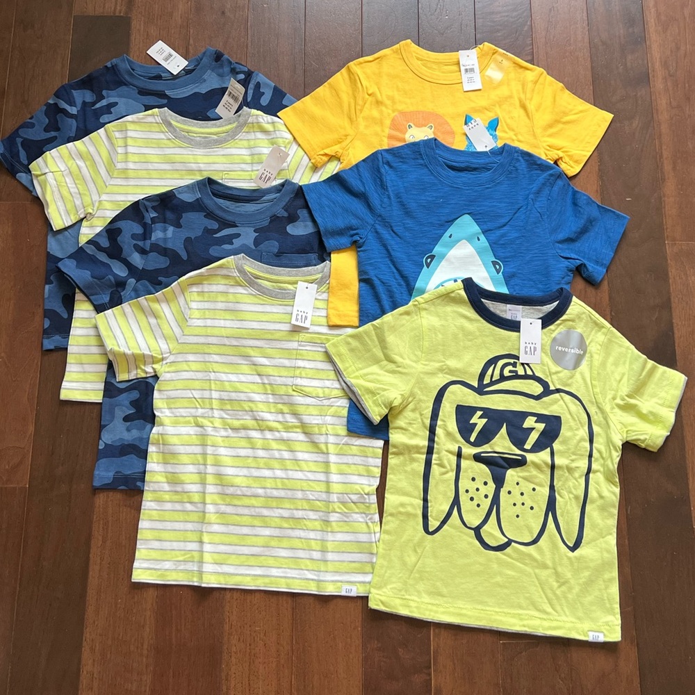 Baby Gap 5T Short Sleeve T shirt bundle